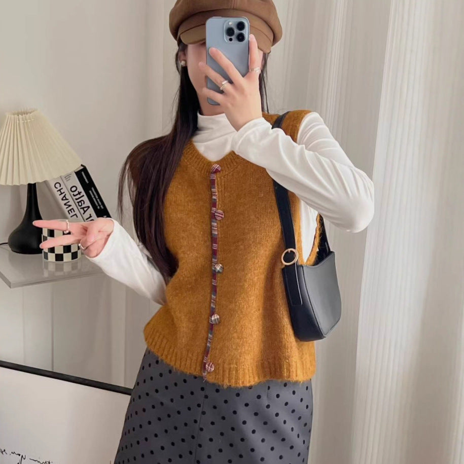 Women's Retro Artistic Button Knitted Vest