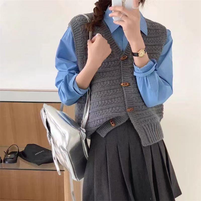 College Style Knitted Cardigan Vest Solid Color Wooden Buckle Bandage Dress