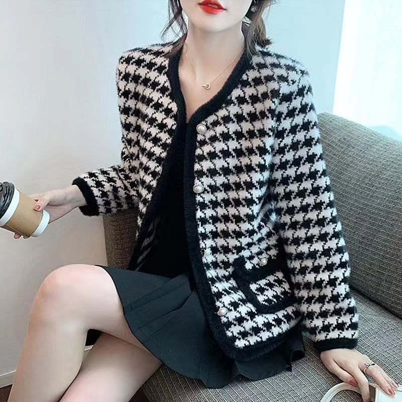 New Plaid Mink Velvet Coat Loose Flattering Knit Cardigan Sweater
