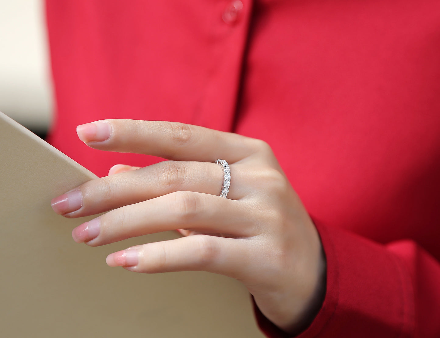 A Fleeting Glimpse Moissanite Wedding Ring Set