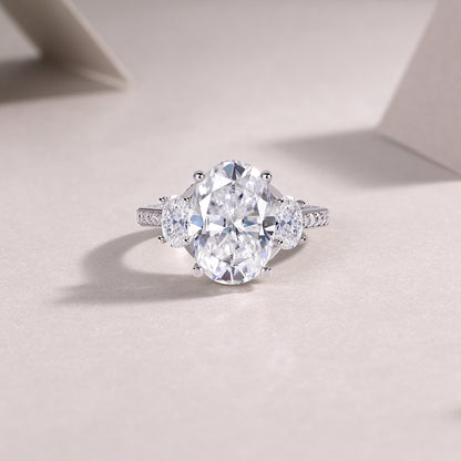 Crown Of Radiance Moissanite Ring – S925 Silver & Platinum