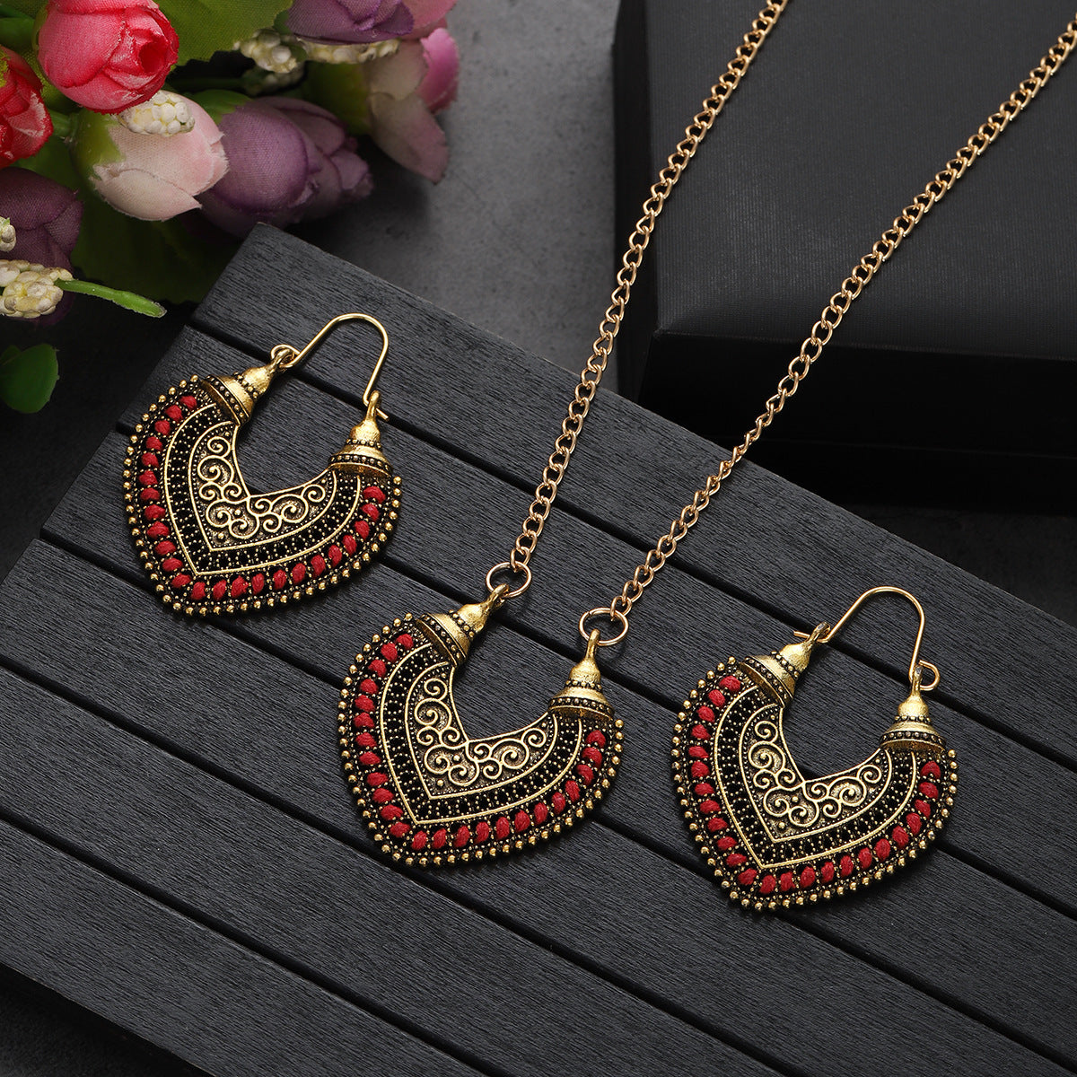 Colored Rope Jewelry Set – Earrings & Necklace