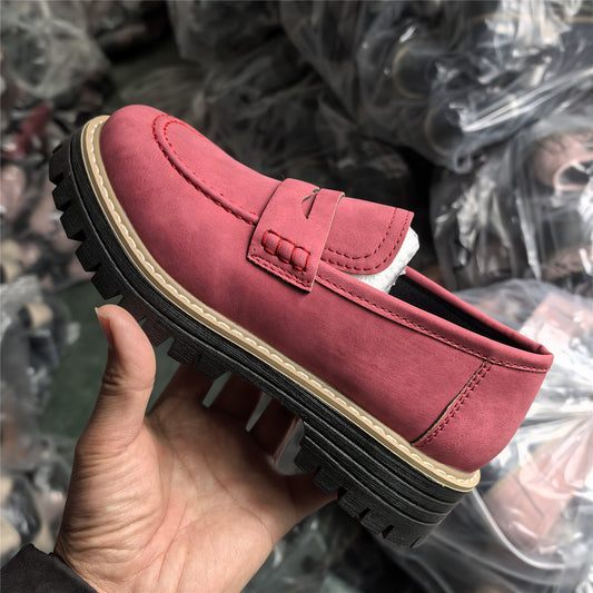 Leather Plus Size Casual Women's Shoes Product information: Pattern: solid color Lining material: Mesh Applicable sports: Universal Color: black, pink, red, green, blue, brown, beige Upper height: low top Heel height: mid heel (3-5CM) Heel shape: Platform