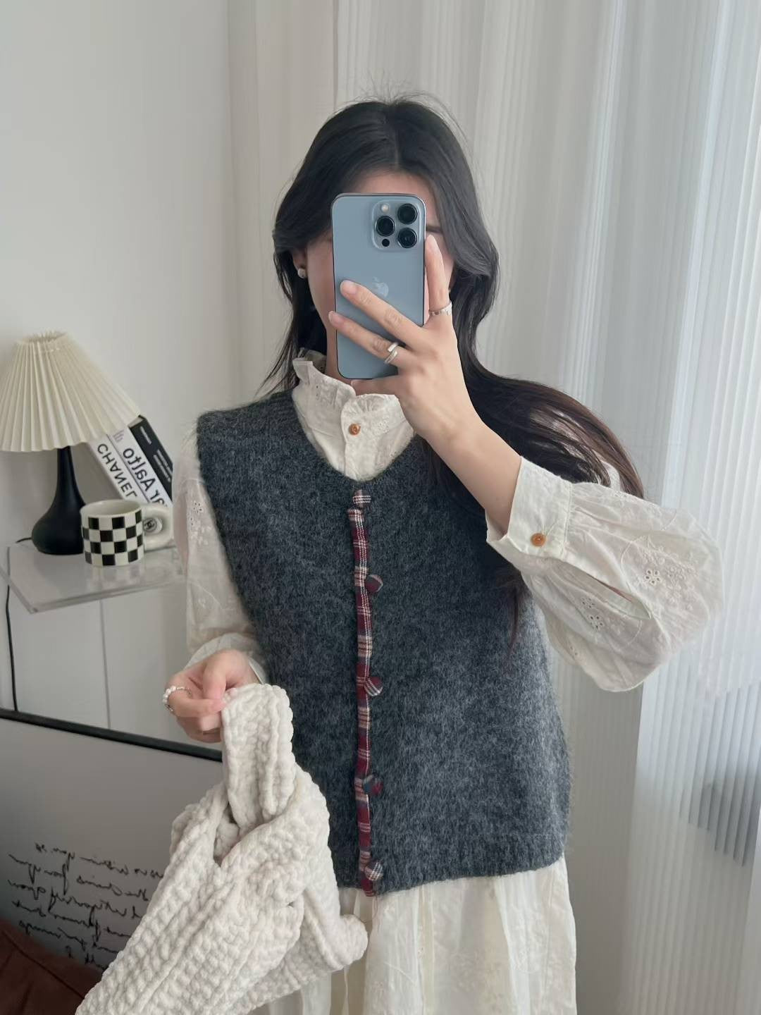 Women's Retro Artistic Button Knitted Vest