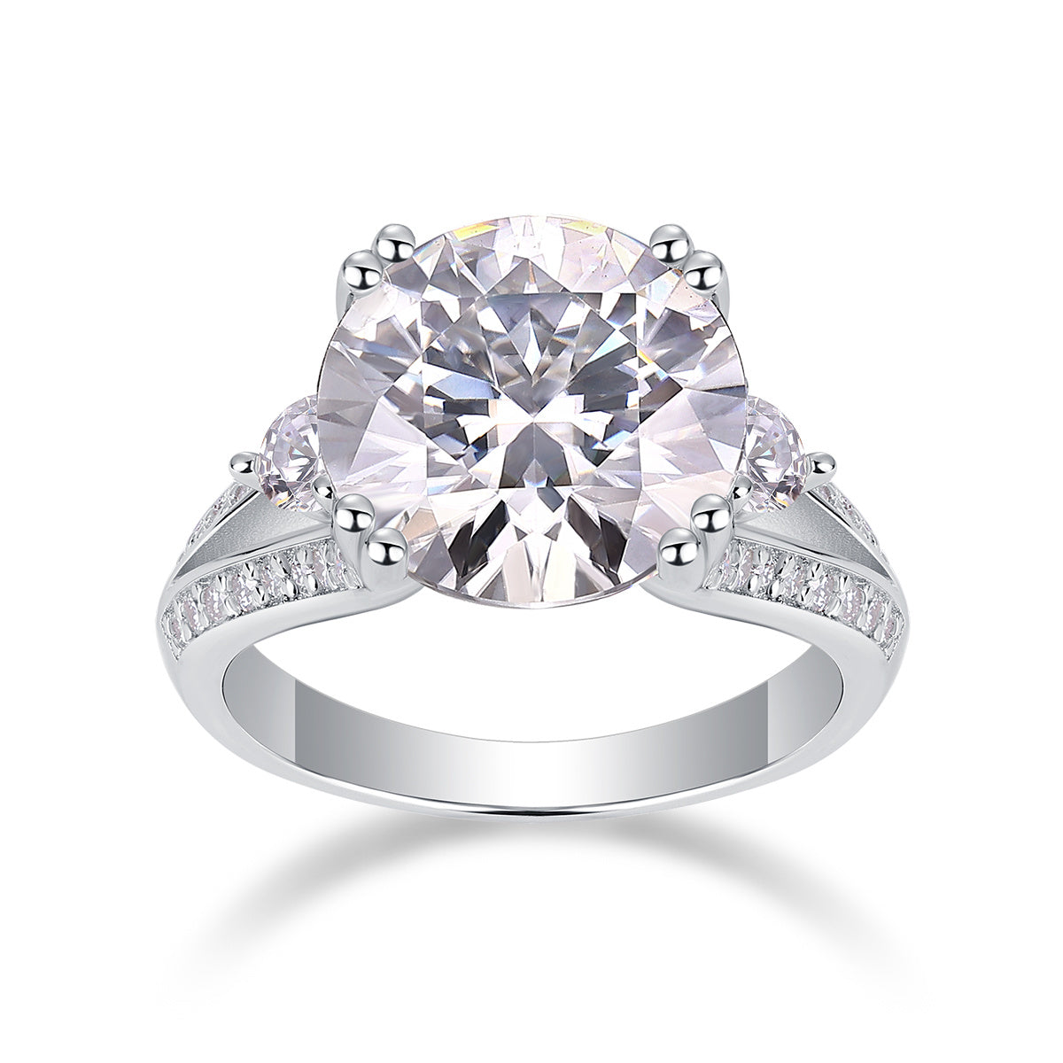 Elegant Radiance 5-Carat Moissanite Jewelry Piece