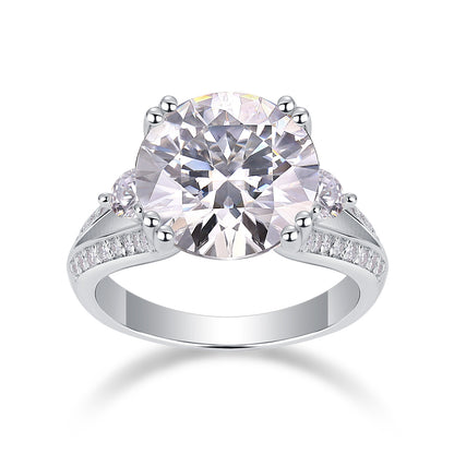 Elegant Radiance 5-Carat Moissanite Jewelry Piece