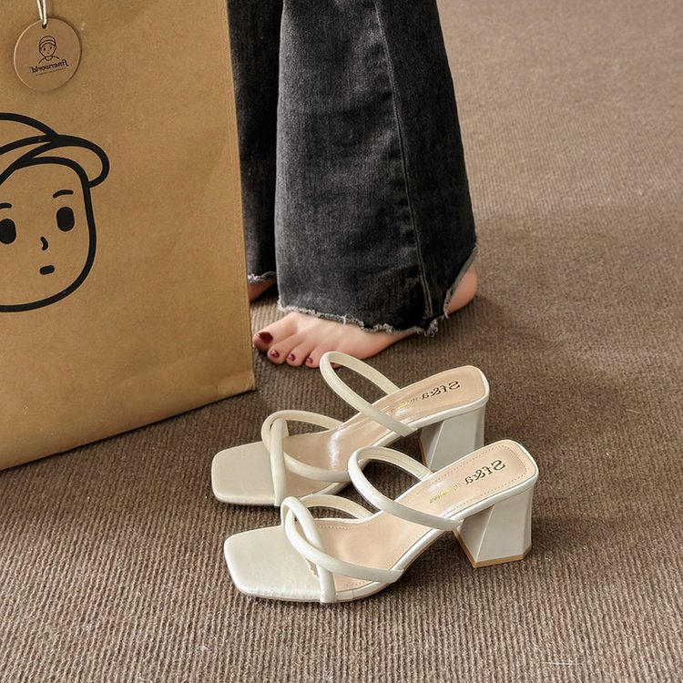 French One-piece High-heeled Sandals, Women's Thick Heels, Fashionable Matching Skirts, Mid Heels, Elegant And Square Heels