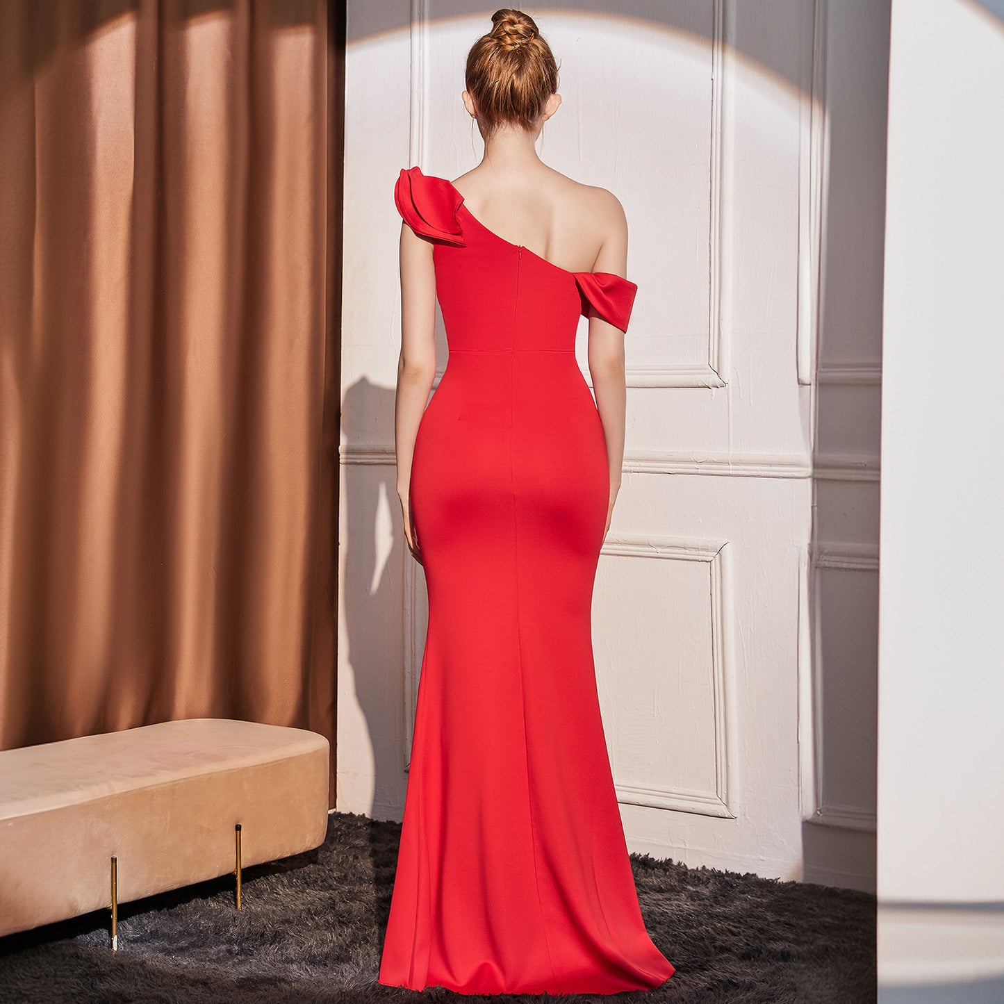 High-end Slant Shoulder Slimming Long Dress