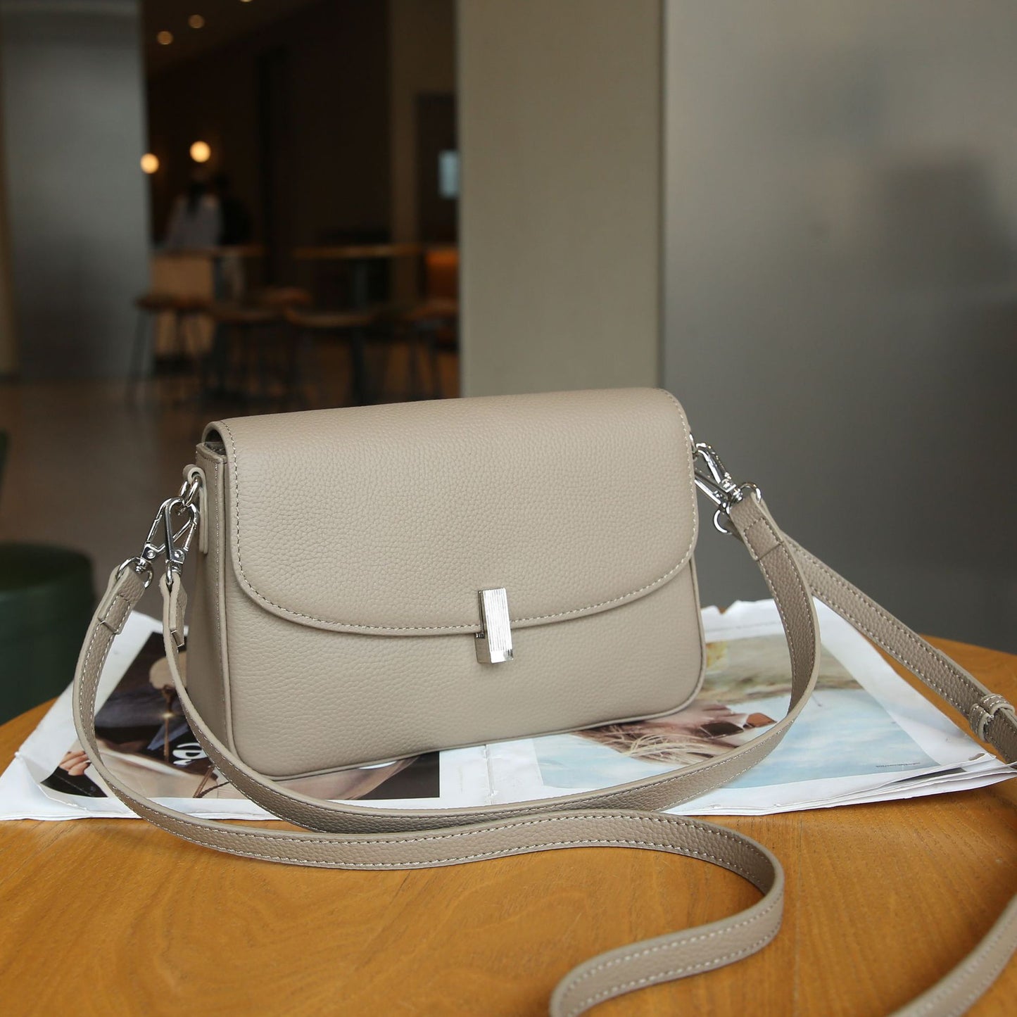 Large-capacity Leather Versatile Crossbody Elegant And Fashionable Genuine Cowhide Shoulder Bag