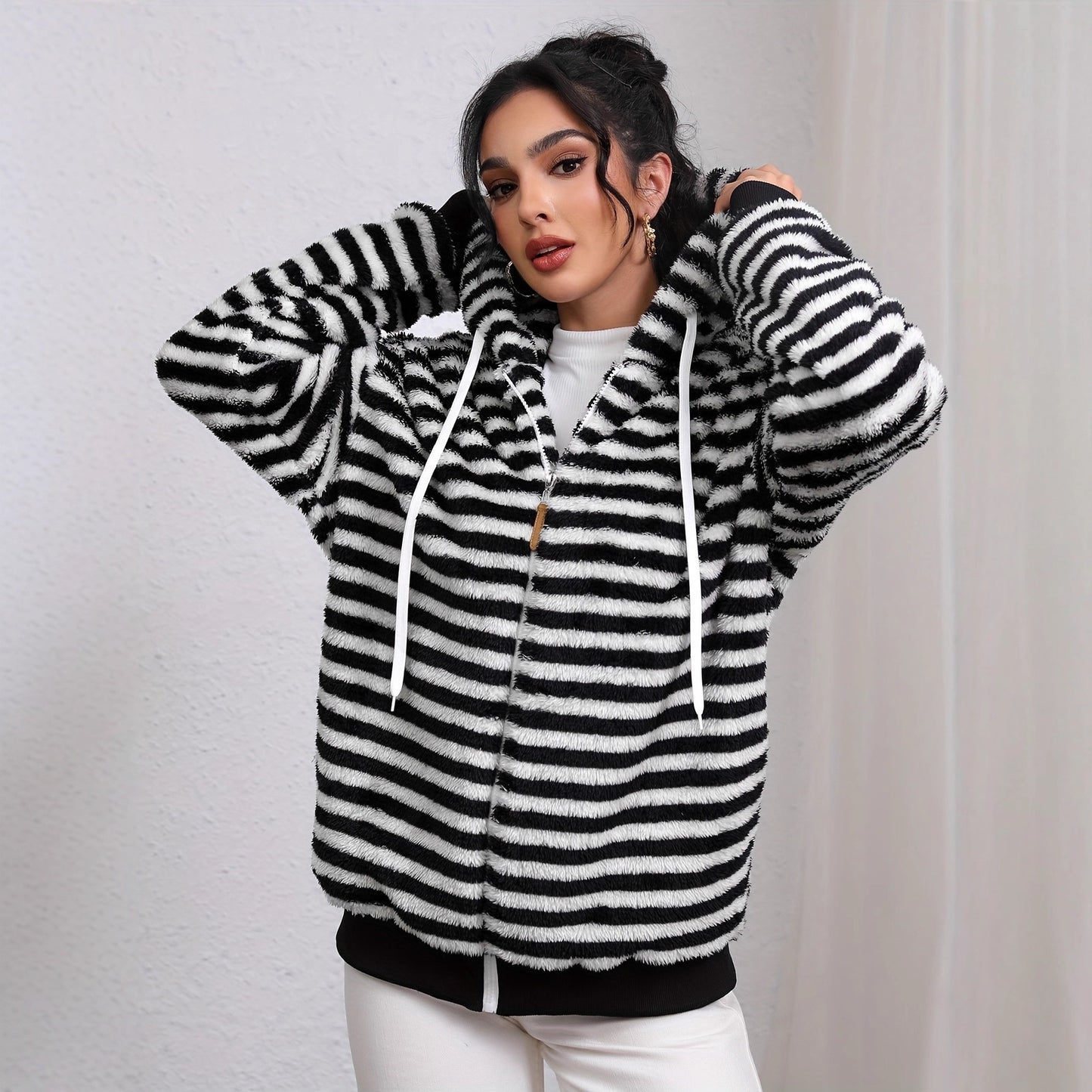 New Lazy Plush Design Black And White Striped Hooded Jacket
