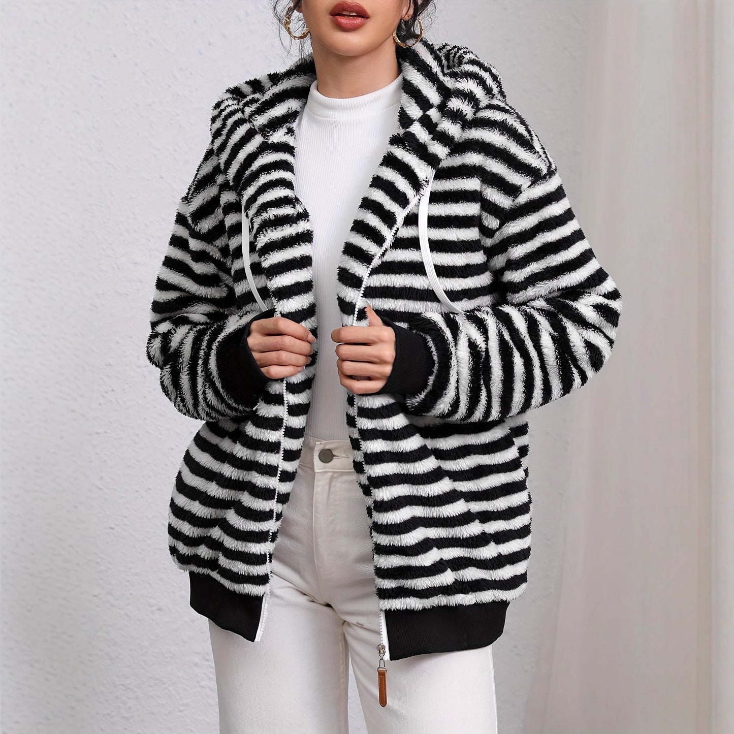 New Lazy Plush Design Black And White Striped Hooded Jacket