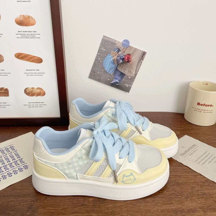 Cute Cat Design Low-Top White Shoes For Women, New Spring Collection, Versatile Fashion Casual Sneakers With Soft Sole And Unique Stylish Design
