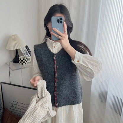 Women's Retro Artistic Button Knitted Vest