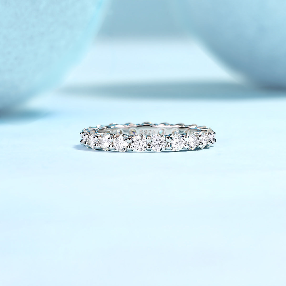 A Fleeting Glimpse Moissanite Wedding Ring Set